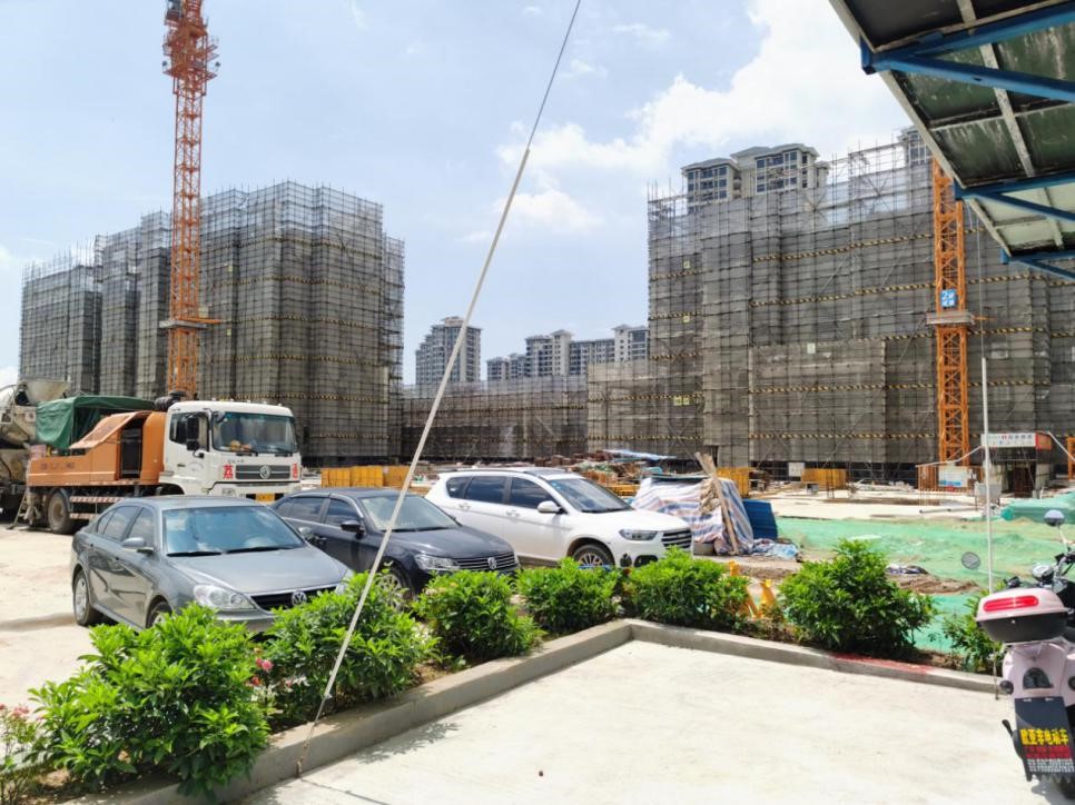 佳大瑞園目前正在施工狀態(tài)